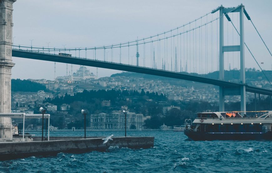 Istanbul Bosphorus Cruise Tour